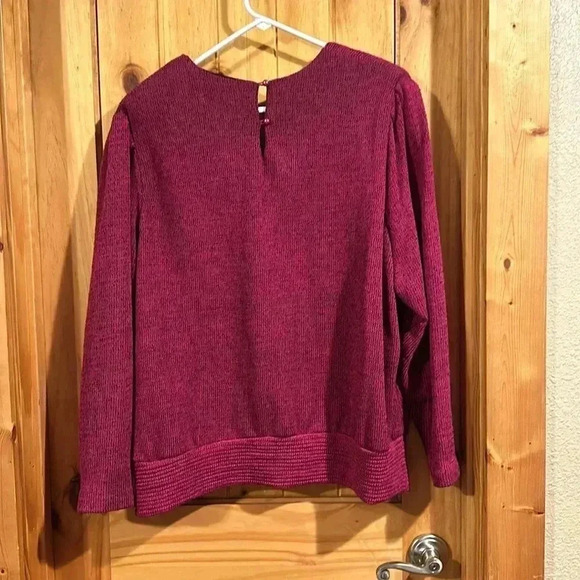 Vintage Anthony Sicari Sweater with Quilted acrylic neck. - Picture 5 of 6